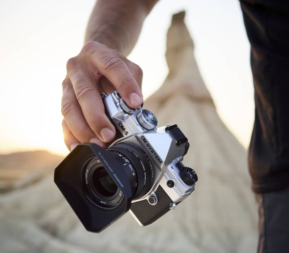 Фотоаппарат Olympus OM SYSTEM OM-5 Kit 12-45mm f/4 Pro, серебристый 