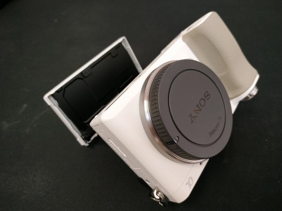 Фотоаппарат Sony Alpha A6100 Body White  