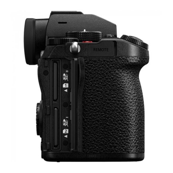 Фотоаппарат Panasonic Lumix DC-S5 Body 