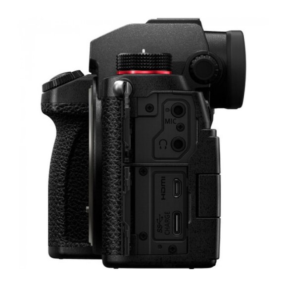 Фотоаппарат Panasonic Lumix DC-S5 Body 