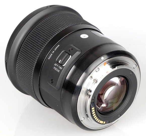 Объектив Sigma AF 24mm f/1.4 DG HSM Art for Sony E, черный  Объектив Sigma AF 24mm f/1.4 DG HSM Art for Sony E, черный