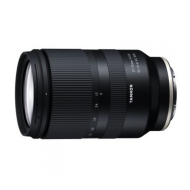 Объектив Tamron 17-70mm f/2.8 Di III-A VC RXD Sony Е, чёрный Объектив Tamron 17-70mm f/2.8 Di III-A VC RXD Sony Е, чёрный