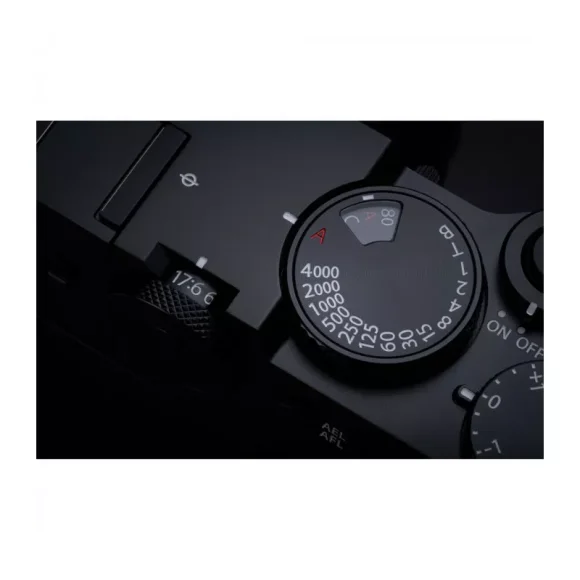 Фотоаппарат Fujifilm GFX100RF, чёрный 