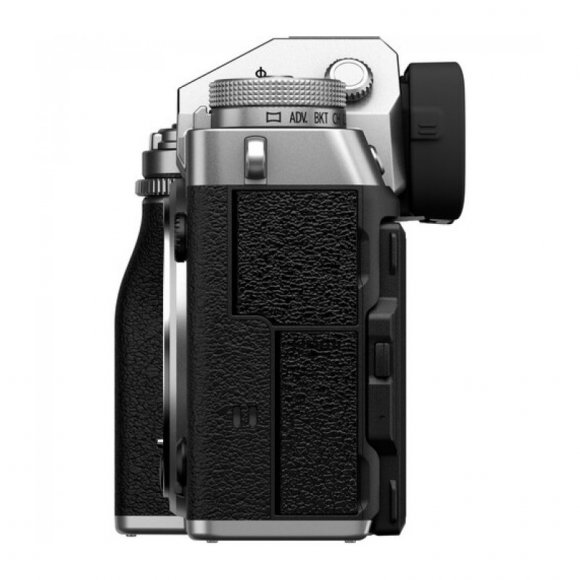 Фотоаппарат Fujifilm X-T5 Body, серебристый Фотоаппарат Fujifilm X-T5 Body, серебристый