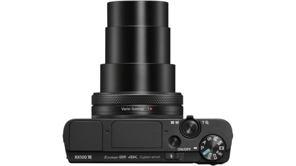 Фотоаппарат Sony DSC-RX100M7G с рукояткой, чёрный 