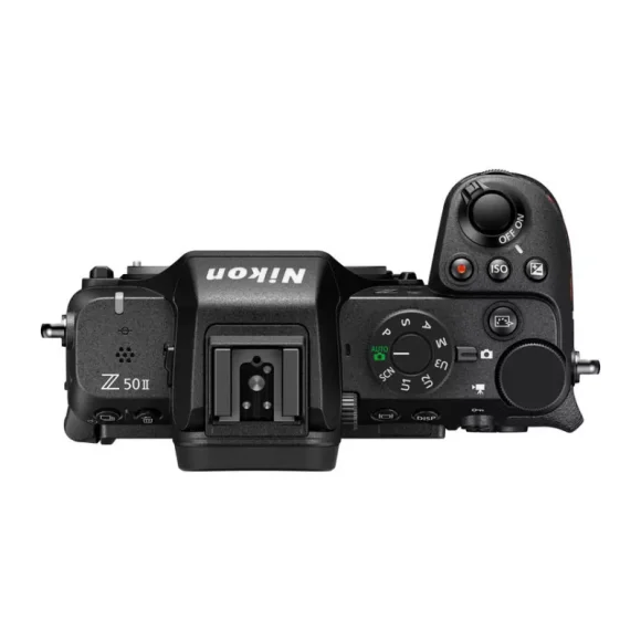 Фотоаппарат Nikon Z50 II Kit 18-140mm VR, чёрный Фотоаппарат Nikon Z50 II Kit 18-140mm VR, чёрный