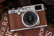 Фотоаппарат Fujifilm X100F Brown Фотоаппарат Fujifilm X100F Brown