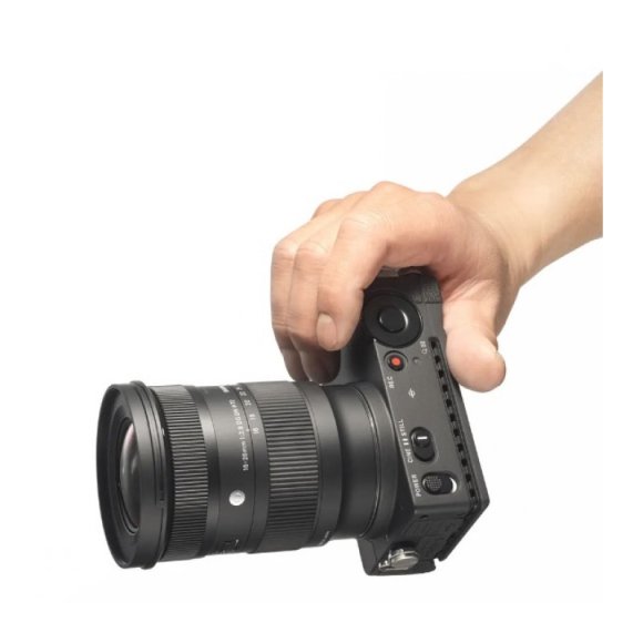 Объектив Sigma AF 16-28mm f/2.8 DG DN Contemporary for Sony E, чёрный Объектив Sigma AF 16-28mm f/2.8 DG DN Contemporary for Sony E, чёрный