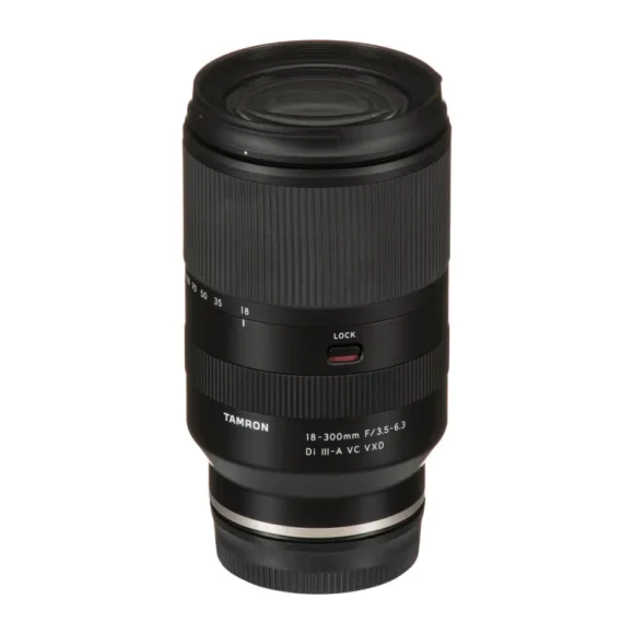 Объектив Tamron 18-300mm F/3.5-6.3 Di III-A VC VXD Nikon Z APS-C Объектив Tamron 18-300mm F/3.5-6.3 Di III-A VC VXD Nikon Z APS-C