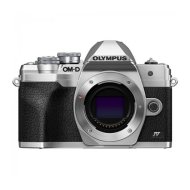 Фотоаппарат Olympus OM-D E-M10 Mark IV Body, серебристый Фотоаппарат Olympus OM-D E-M10 Mark IV Body, серебристый