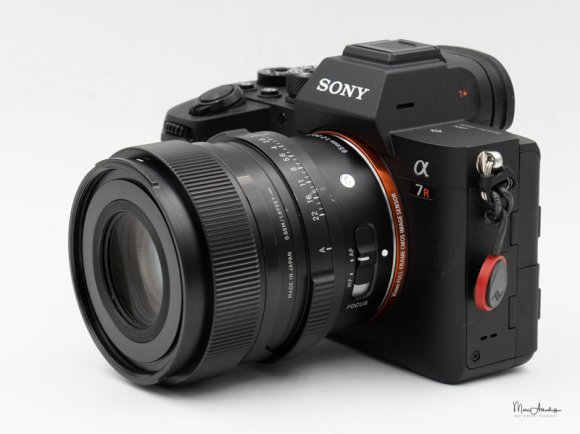 Объектив Sigma AF 65mm f/2.0 DG DN Contemporary for Leica L, чёрный  Объектив Sigma AF 65mm f/2.0 DG DN Contemporary for Leica L, чёрный