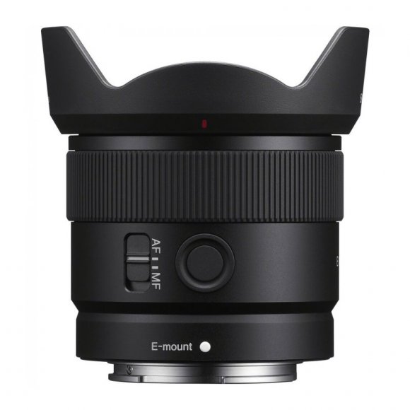 Объектив Sony E 11mm f/1.8, чёрный  Объектив Sony E 11mm f/1.8, чёрный