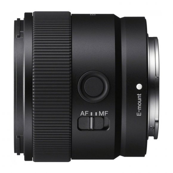 Объектив Sony E 11mm f/1.8, чёрный  Объектив Sony E 11mm f/1.8, чёрный
