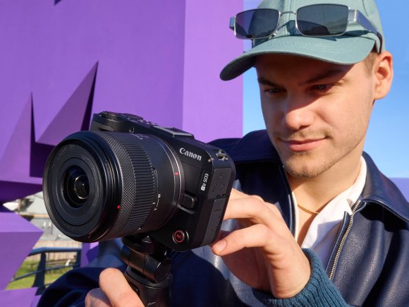 Фотоаппарат Canon EOS R50 V Kit 14-30mm IS STM PZ, чёрный  Фотоаппарат Canon EOS R50 V Kit 14-30mm IS STM PZ, чёрный