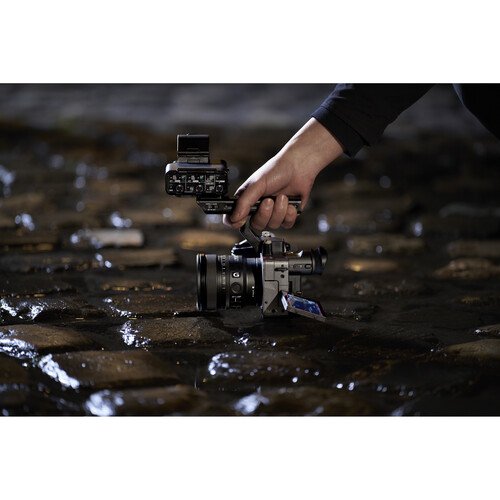 Видеокамера Sony FX2 body (ILME-FX2B) Видеокамера Sony FX2 body (ILME-FX2B)