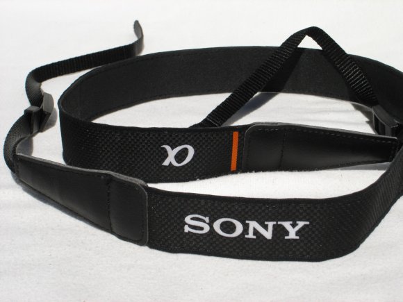 Ремень для фотоаппарата Sony, чёрный 