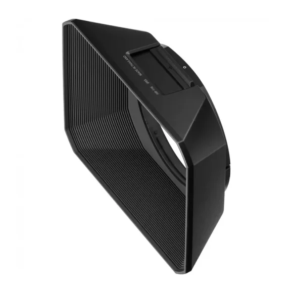 Объектив Nikon NIKKOR Z 28-135mm f/4 PZ, чёрный 