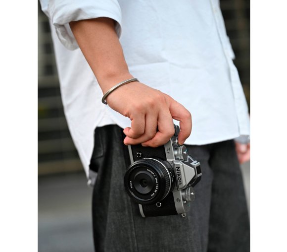 Фотоаппарат Nikon Zf Body, серебристый 