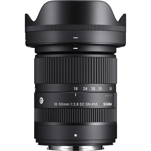 Объектив Sigma 18-50mm f/2.8 DC DN Contemporary for FUJIFILM X, чёрный  Объектив Sigma 18-50mm f/2.8 DC DN Contemporary for FUJIFILM X, чёрный