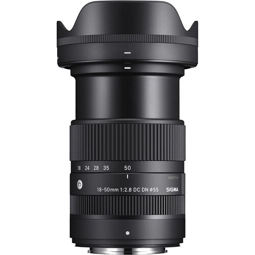 Объектив Sigma 18-50mm f/2.8 DC DN Contemporary for FUJIFILM X, чёрный  Объектив Sigma 18-50mm f/2.8 DC DN Contemporary for FUJIFILM X, чёрный