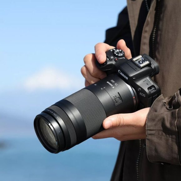 Объектив Canon RF 75-300mm f/4-5.6 Объектив Canon RF 75-300mm f/4-5.6