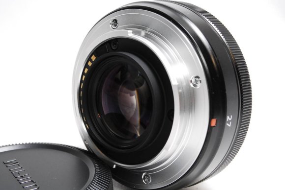 Объектив Fujifilm XF 27mm f/2.8, чёрный Объектив Fujifilm XF 27mm f/2.8, чёрный