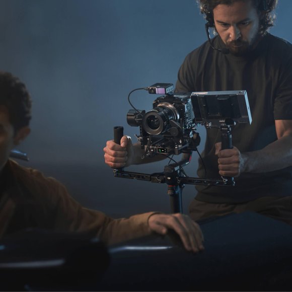 Стабилизатор DJI RS 4 Pro, чёрный  Стабилизатор DJI RS 4 Pro, чёрный