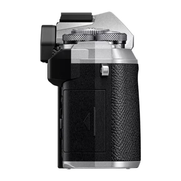 Фотоаппарат Olympus OM System OM-5 kit 14‐150mm F4‐5.6 II, серебристый 