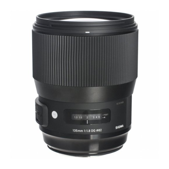 Объектив Sigma AF 135mm f/1.8 DG HSM Art for Canon EF, чёрный  Объектив Sigma AF 135mm f/1.8 DG HSM Art for Canon EF, чёрный
